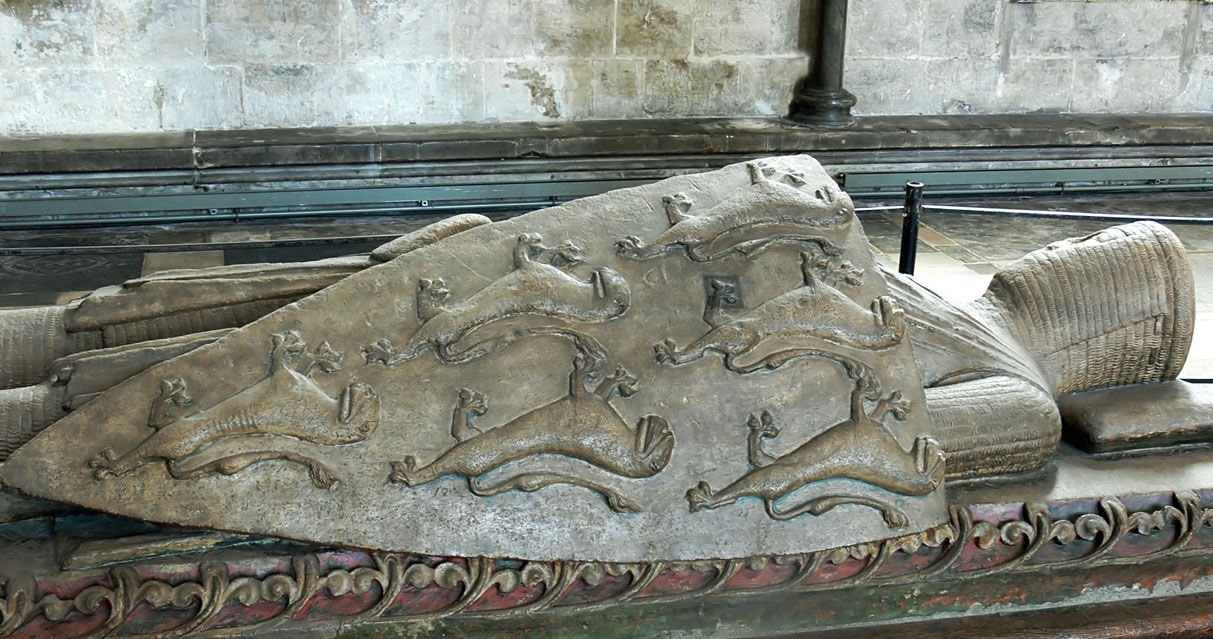 Tomb of William Longespée in Salisbury. Plantagenet.
